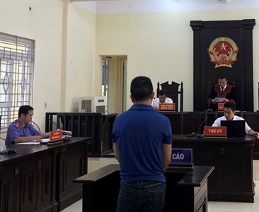 Viện KSND huyện Ba Vì phối hợp với Tòa án nhân dân cùng cấp tổ chức phiên...